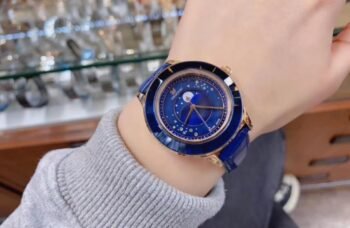 SWAROVSKI Wristwatch