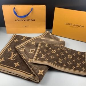 LV Towel Set