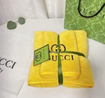 Gucci 2 Piece Towel Set