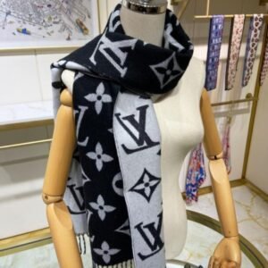 LV Scarf