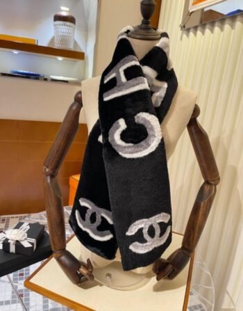 Chenel CC Logo Faux-fur Scarf