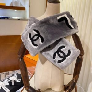 Chenel CC Logo Faux-fur Scarf
