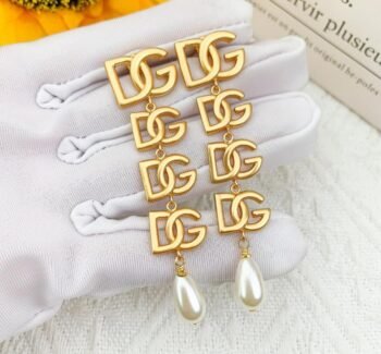 DG Logo Limitation Pearl Drop Earrings