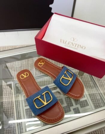 Valentino Garavani VIogo Slide Sandals